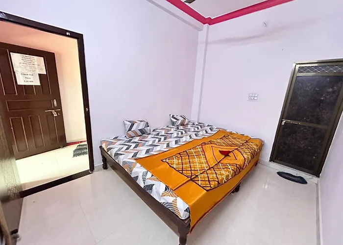 Aniruddha Home Stay